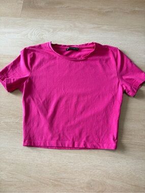 Zara Hot Pink Short Sleeve Cropped T-Shirt